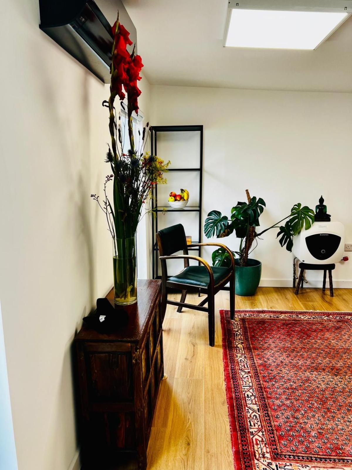 Modern Studio In Camden Лондон Екстериор снимка